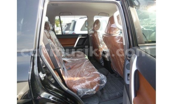 Nunua Imported Toyota Prado Nyeusi Gari ndani ya Import - Dubai nchini Harare Nunua Imported Toyota Prado Nyeusi Gari ndani ya Import - Dubai nchini Harare