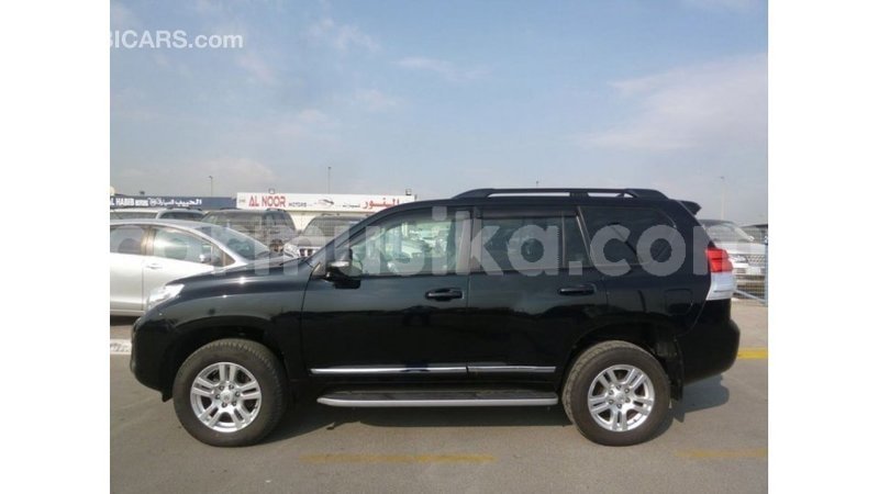 Big with watermark toyota prado harare import dubai 12903