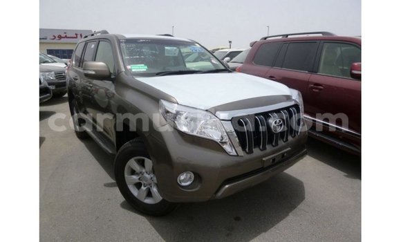 Tenga Imported Toyota Prado Bhurawuni Mota in Import - Dubai in Harare Tenga Imported Toyota Prado Bhurawuni Mota in Import - Dubai in Harare