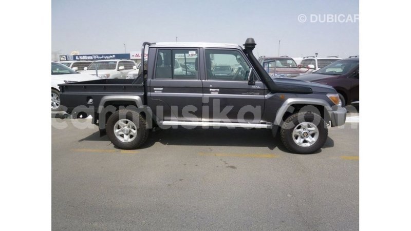 Big with watermark toyota land cruiser harare import dubai 12912