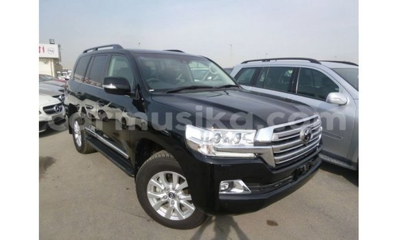 Nunua Imported Toyota Land Cruiser Nyeusi Gari ndani ya Import - Dubai nchini Harare Nunua Imported Toyota Land Cruiser Nyeusi Gari ndani ya Import - Dubai nchini Harare