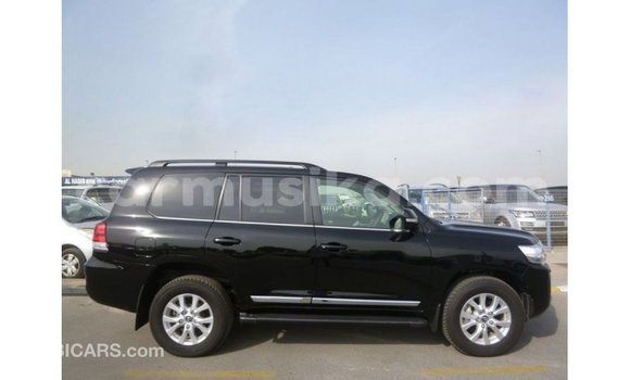 Nunua Imported Toyota Land Cruiser Nyeusi Gari ndani ya Import - Dubai nchini Harare Nunua Imported Toyota Land Cruiser Nyeusi Gari ndani ya Import - Dubai nchini Harare