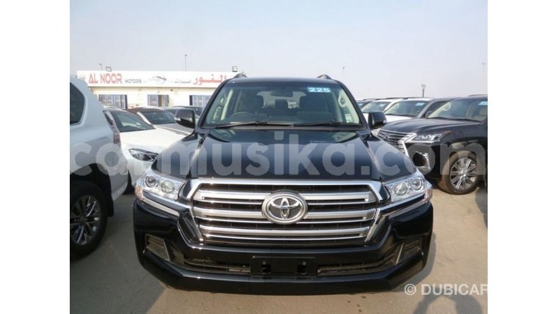 Big with watermark toyota land cruiser harare import dubai 12933