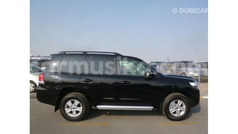 Big with watermark toyota land cruiser harare import dubai 12933