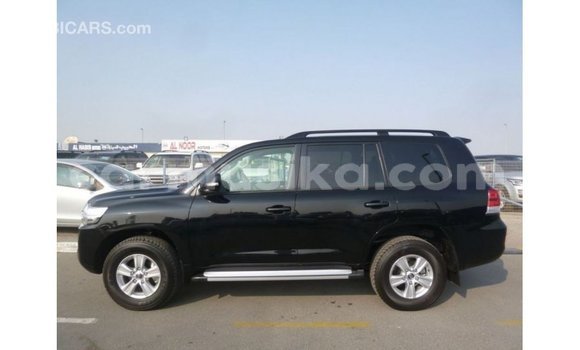 Nunua Imported Toyota Land Cruiser Nyeusi Gari ndani ya Import - Dubai nchini Harare Nunua Imported Toyota Land Cruiser Nyeusi Gari ndani ya Import - Dubai nchini Harare