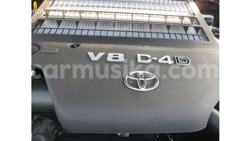 Big with watermark toyota land cruiser harare import dubai 12933