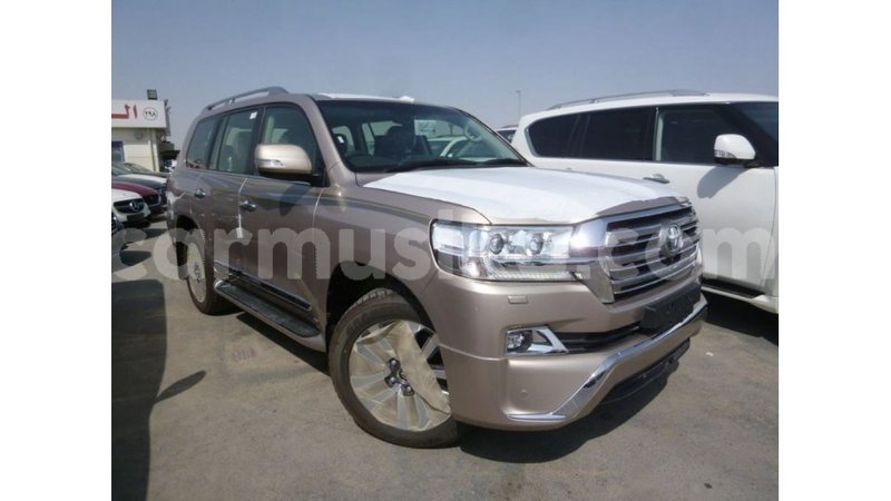 Big with watermark toyota land cruiser harare import dubai 12934