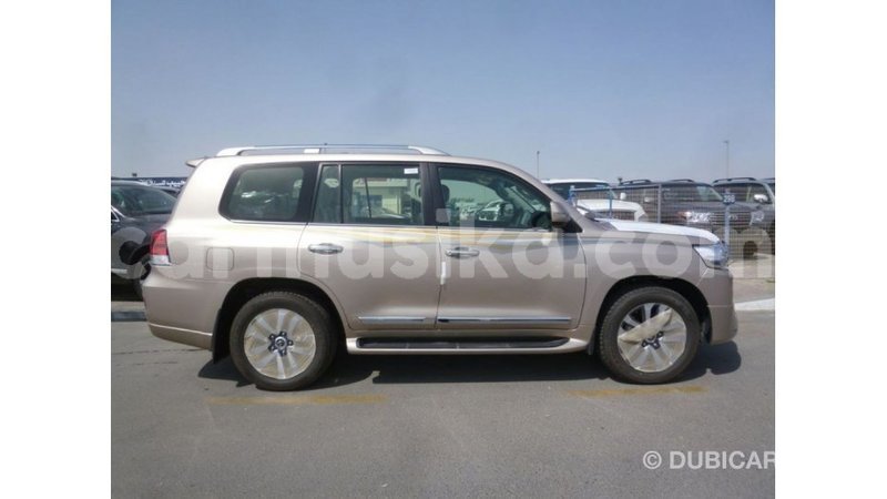 Big with watermark toyota land cruiser harare import dubai 12934