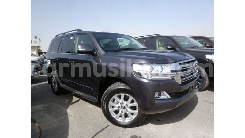 Big with watermark toyota land cruiser harare import dubai 12935