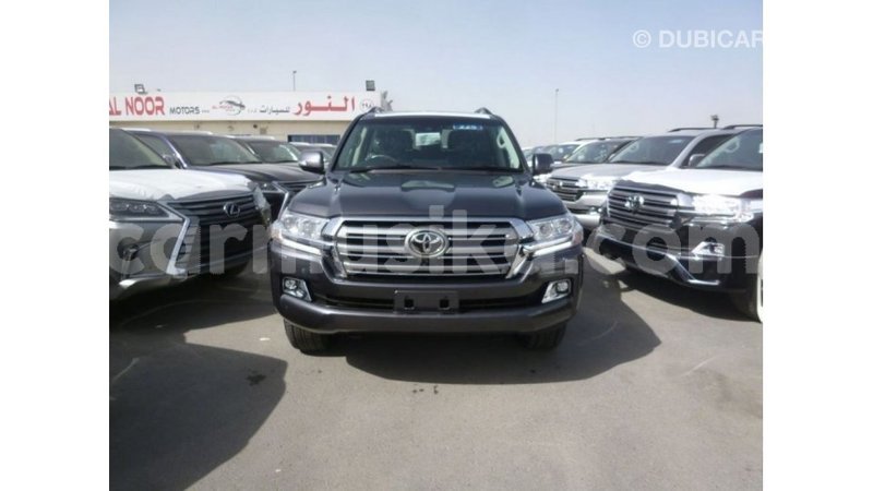 Big with watermark toyota land cruiser harare import dubai 12935