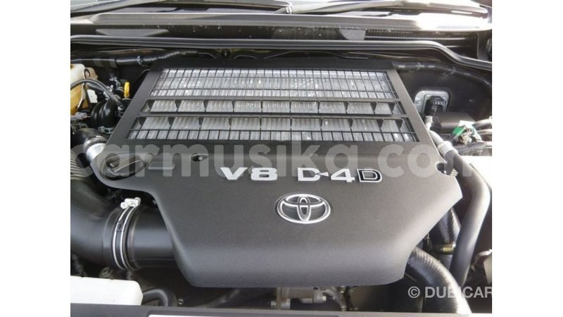 Big with watermark toyota land cruiser harare import dubai 12935