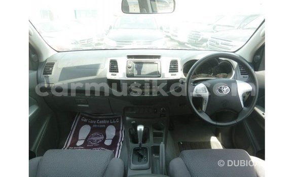 Tenga Imported Toyota Hilux Bhuruu Mota in Import - Dubai in Harare Tenga Imported Toyota Hilux Bhuruu Mota in Import - Dubai in Harare