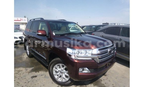 Tenga Imported Toyota Land Cruiser Bhurawuni Mota in Import - Dubai in Harare Tenga Imported Toyota Land Cruiser Bhurawuni Mota in Import - Dubai in Harare