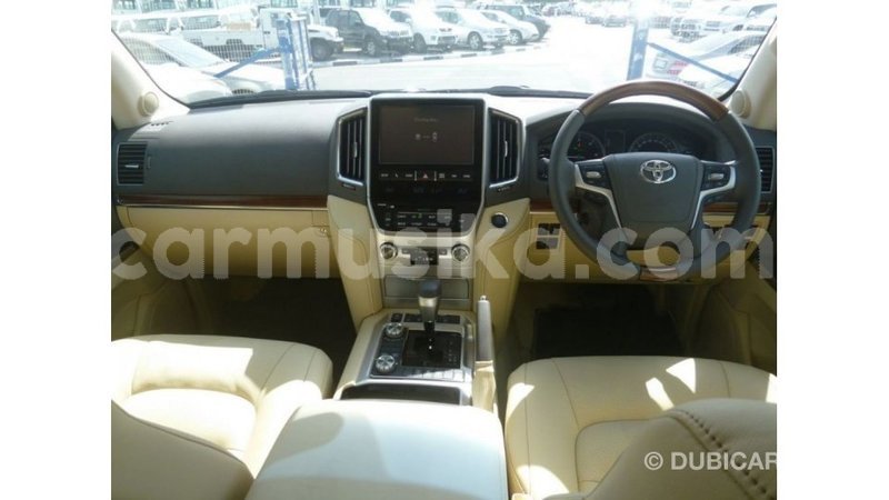 Big with watermark toyota land cruiser harare import dubai 12937