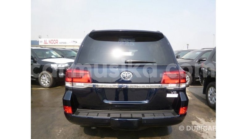 Big with watermark toyota land cruiser harare import dubai 12938