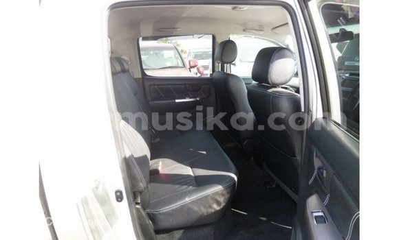 Nunua Imported Toyota Hilux Nyingine Gari ndani ya Import - Dubai nchini Harare Nunua Imported Toyota Hilux Nyingine Gari ndani ya Import - Dubai nchini Harare