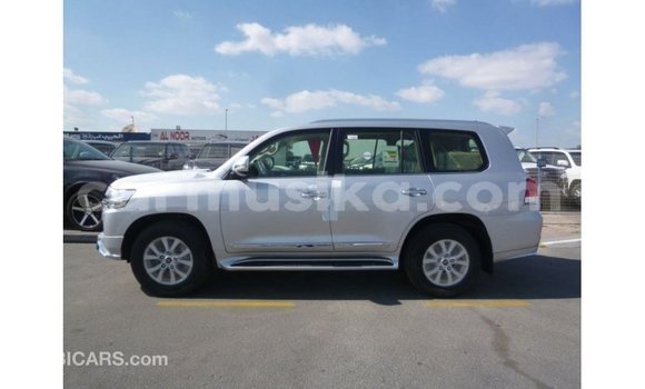 Buy Import Toyota Land Cruiser Other Car in Import - Dubai in Harare Buy Import Toyota Land Cruiser Other Car in Import - Dubai in Harare