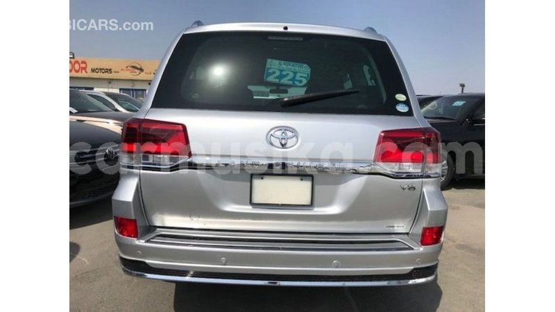 Big with watermark toyota land cruiser harare import dubai 12946