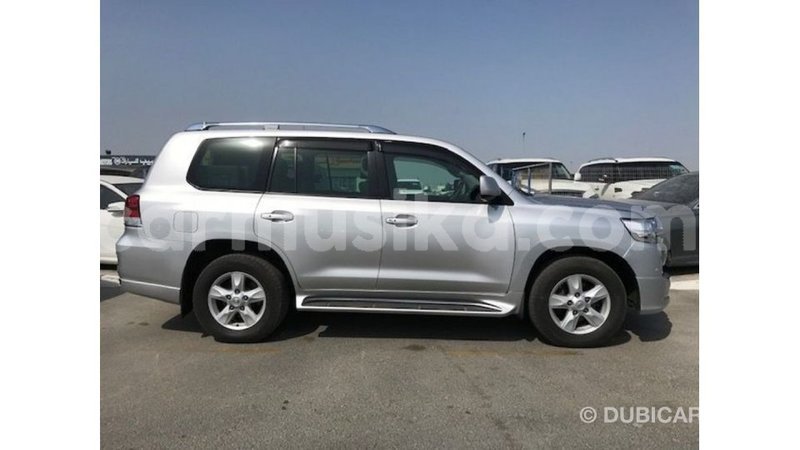 Big with watermark toyota land cruiser harare import dubai 12946