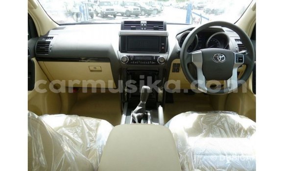 Nunua Imported Toyota Prado Nyeusi Gari ndani ya Import - Dubai nchini Harare Nunua Imported Toyota Prado Nyeusi Gari ndani ya Import - Dubai nchini Harare
