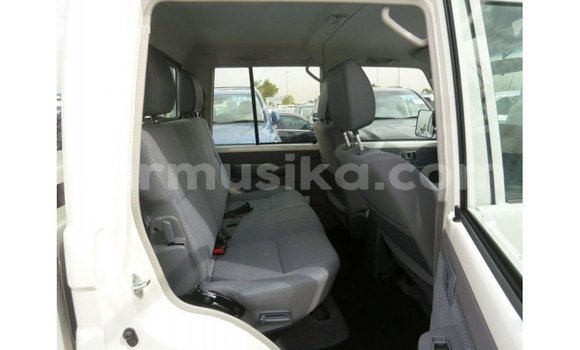 Buy Import Toyota Land Cruiser White Car in Import - Dubai in Harare Buy Import Toyota Land Cruiser White Car in Import - Dubai in Harare