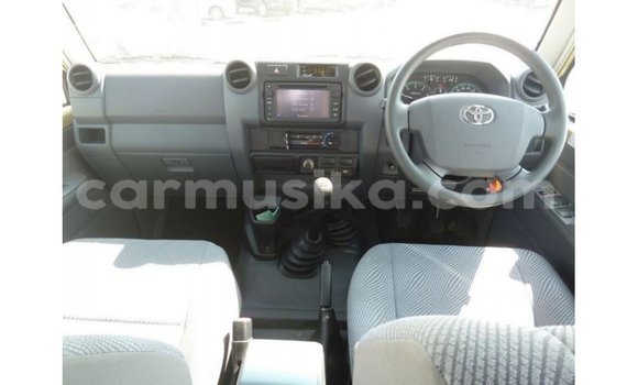 Buy Import Toyota Land Cruiser Beige Car in Import - Dubai in Harare Buy Import Toyota Land Cruiser Beige Car in Import - Dubai in Harare