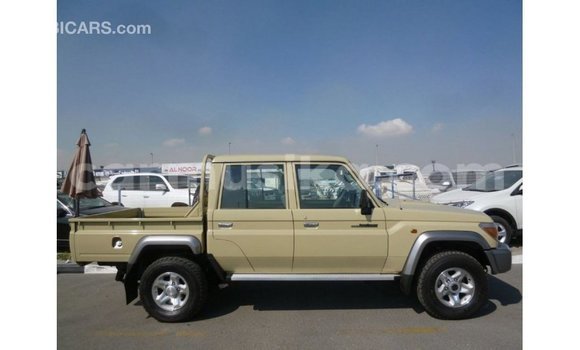 Buy Import Toyota Land Cruiser Beige Car in Import - Dubai in Harare Buy Import Toyota Land Cruiser Beige Car in Import - Dubai in Harare
