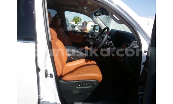 Tenga Imported Lexus LX Chena Mota in Import - Dubai in Harare Tenga Imported Lexus LX Chena Mota in Import - Dubai in Harare