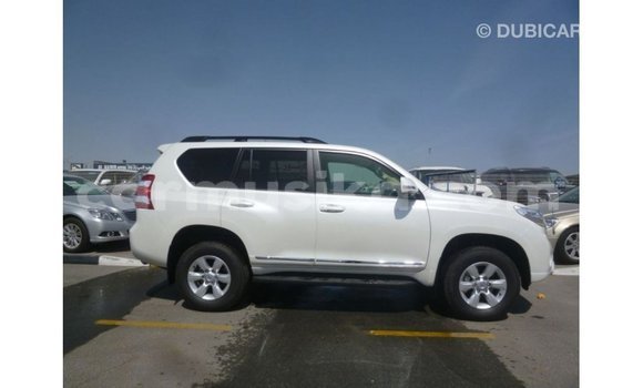 Buy Import Toyota Prado White Car in Import - Dubai in Harare Buy Import Toyota Prado White Car in Import - Dubai in Harare