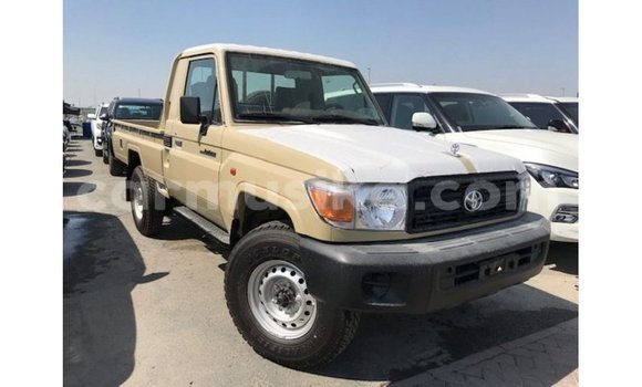 Buy Import Toyota Land Cruiser Beige Car in Import - Dubai in Harare Buy Import Toyota Land Cruiser Beige Car in Import - Dubai in Harare