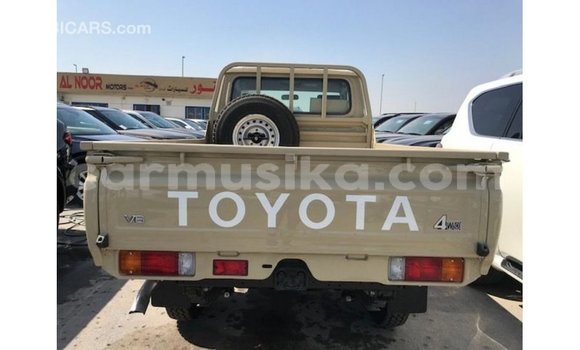 Buy Import Toyota Land Cruiser Beige Car in Import - Dubai in Harare Buy Import Toyota Land Cruiser Beige Car in Import - Dubai in Harare