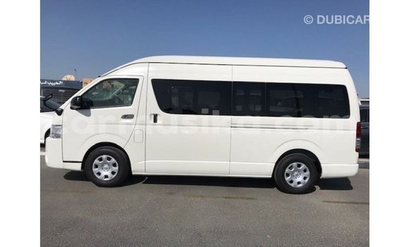 Tenga Imported Toyota Hiace Chena Mota in Import - Dubai in Harare Tenga Imported Toyota Hiace Chena Mota in Import - Dubai in Harare
