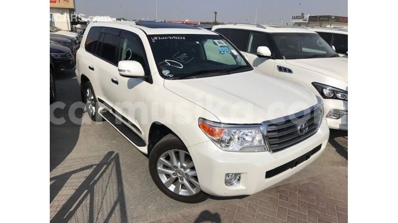 Big with watermark toyota land cruiser harare import dubai 12965