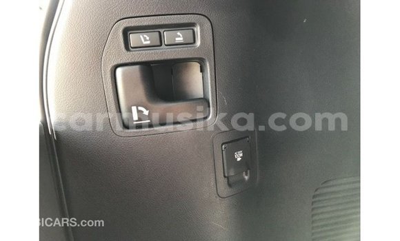 Buy Import Toyota Land Cruiser White Car in Import - Dubai in Harare Buy Import Toyota Land Cruiser White Car in Import - Dubai in Harare