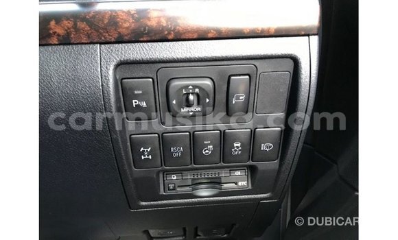 Buy Import Toyota Land Cruiser White Car in Import - Dubai in Harare Buy Import Toyota Land Cruiser White Car in Import - Dubai in Harare