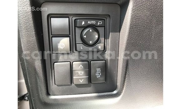 Tenga Imported Toyota Prado Bhurawuni Mota in Import - Dubai in Harare Tenga Imported Toyota Prado Bhurawuni Mota in Import - Dubai in Harare