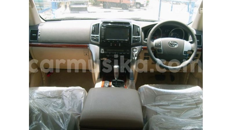 Big with watermark toyota land cruiser harare import dubai 12977