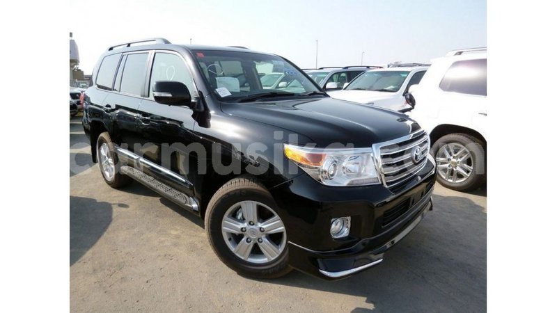 Big with watermark toyota land cruiser harare import dubai 12978