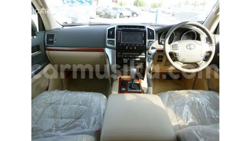 Big with watermark toyota land cruiser harare import dubai 12978