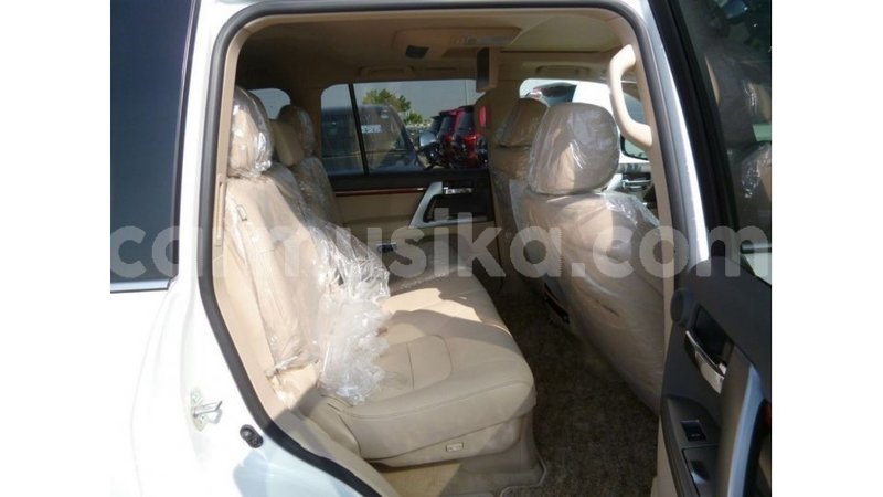 Big with watermark toyota land cruiser harare import dubai 12980