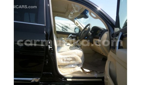 Nunua Imported Toyota Land Cruiser Nyeusi Gari ndani ya Import - Dubai nchini Harare Nunua Imported Toyota Land Cruiser Nyeusi Gari ndani ya Import - Dubai nchini Harare