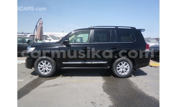 Nunua Imported Toyota Land Cruiser Nyeusi Gari ndani ya Import - Dubai nchini Harare Nunua Imported Toyota Land Cruiser Nyeusi Gari ndani ya Import - Dubai nchini Harare
