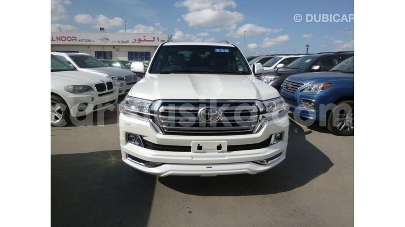 Big with watermark toyota land cruiser harare import dubai 12983