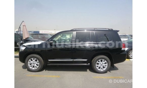 Tenga Imported Toyota Land Cruiser Nhema Mota in Import - Dubai in Harare Tenga Imported Toyota Land Cruiser Nhema Mota in Import - Dubai in Harare