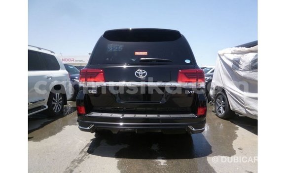 Tenga Imported Toyota Land Cruiser Nhema Mota in Import - Dubai in Harare Tenga Imported Toyota Land Cruiser Nhema Mota in Import - Dubai in Harare