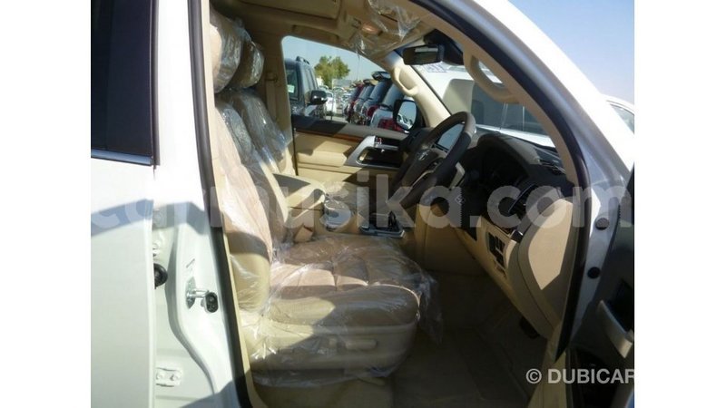 Big with watermark toyota land cruiser harare import dubai 12986