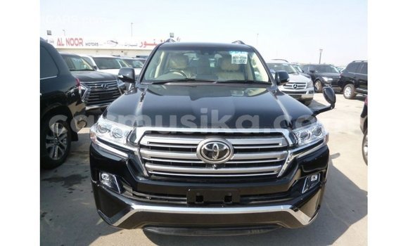 Tenga Imported Toyota Land Cruiser Nhema Mota in Import - Dubai in Harare Tenga Imported Toyota Land Cruiser Nhema Mota in Import - Dubai in Harare
