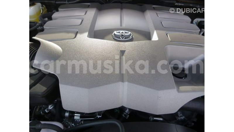 Big with watermark toyota land cruiser harare import dubai 12989