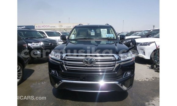 Nunua Imported Toyota Land Cruiser Nyeusi Gari ndani ya Import - Dubai nchini Harare Nunua Imported Toyota Land Cruiser Nyeusi Gari ndani ya Import - Dubai nchini Harare