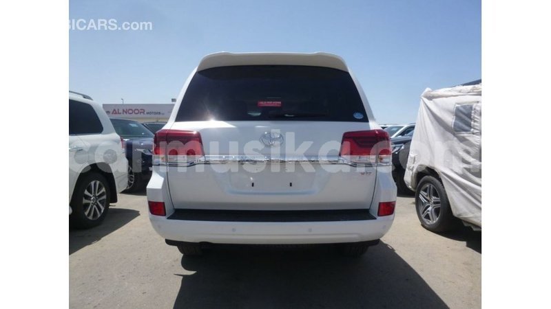 Big with watermark toyota land cruiser harare import dubai 12991